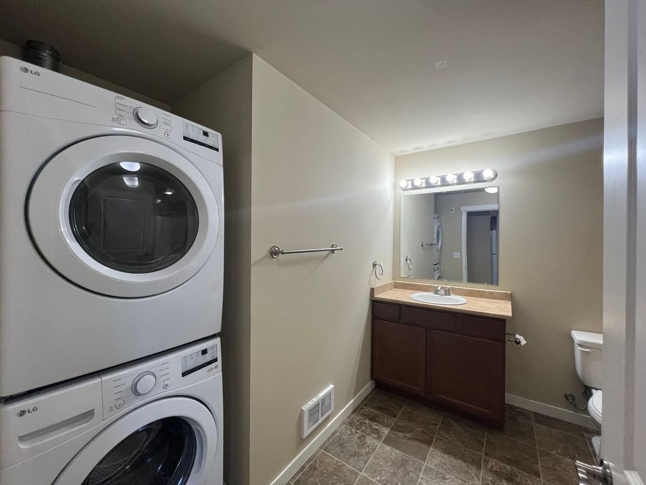 3315 Galena Lane #101 - Photo 4 of 12