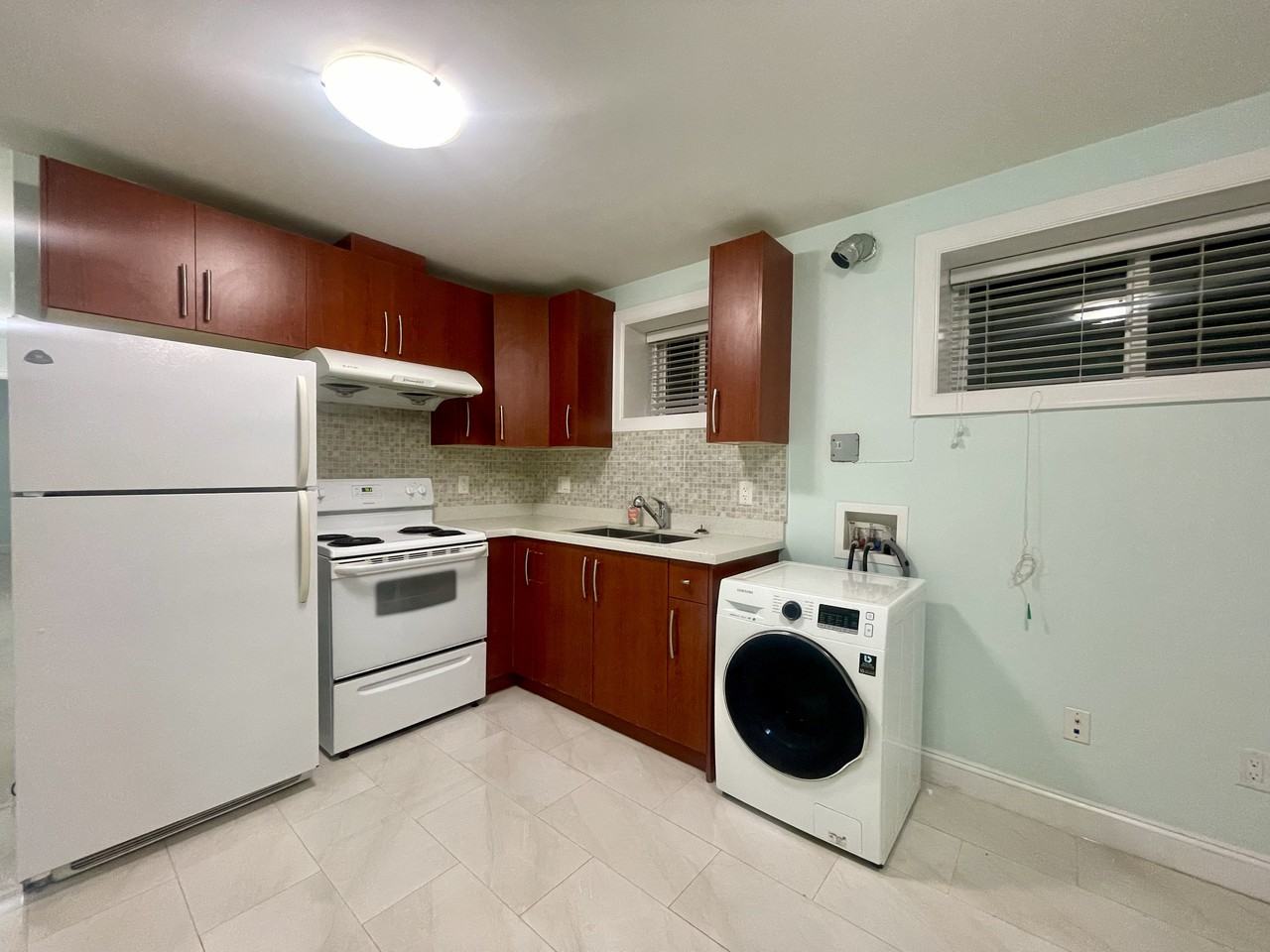 2956 Kitchener Street #B1 - Photo 3 of 13