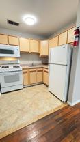Marquette Apartments East-MASTER - Photo 1 of 1