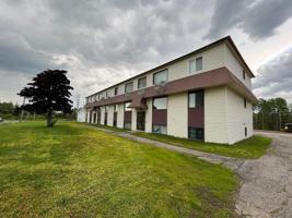 featured image of 440 Raymond Ave #440-2