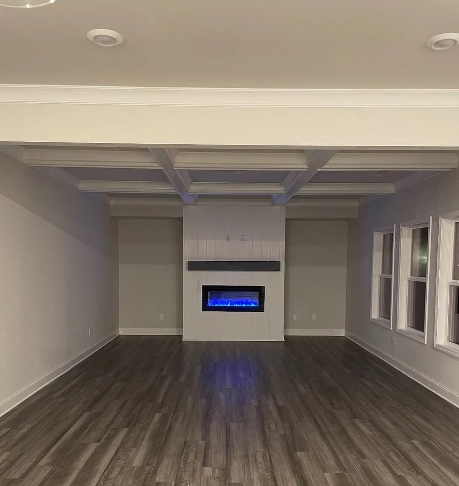 7077 Branch Creek Cv - Photo 3 of 15