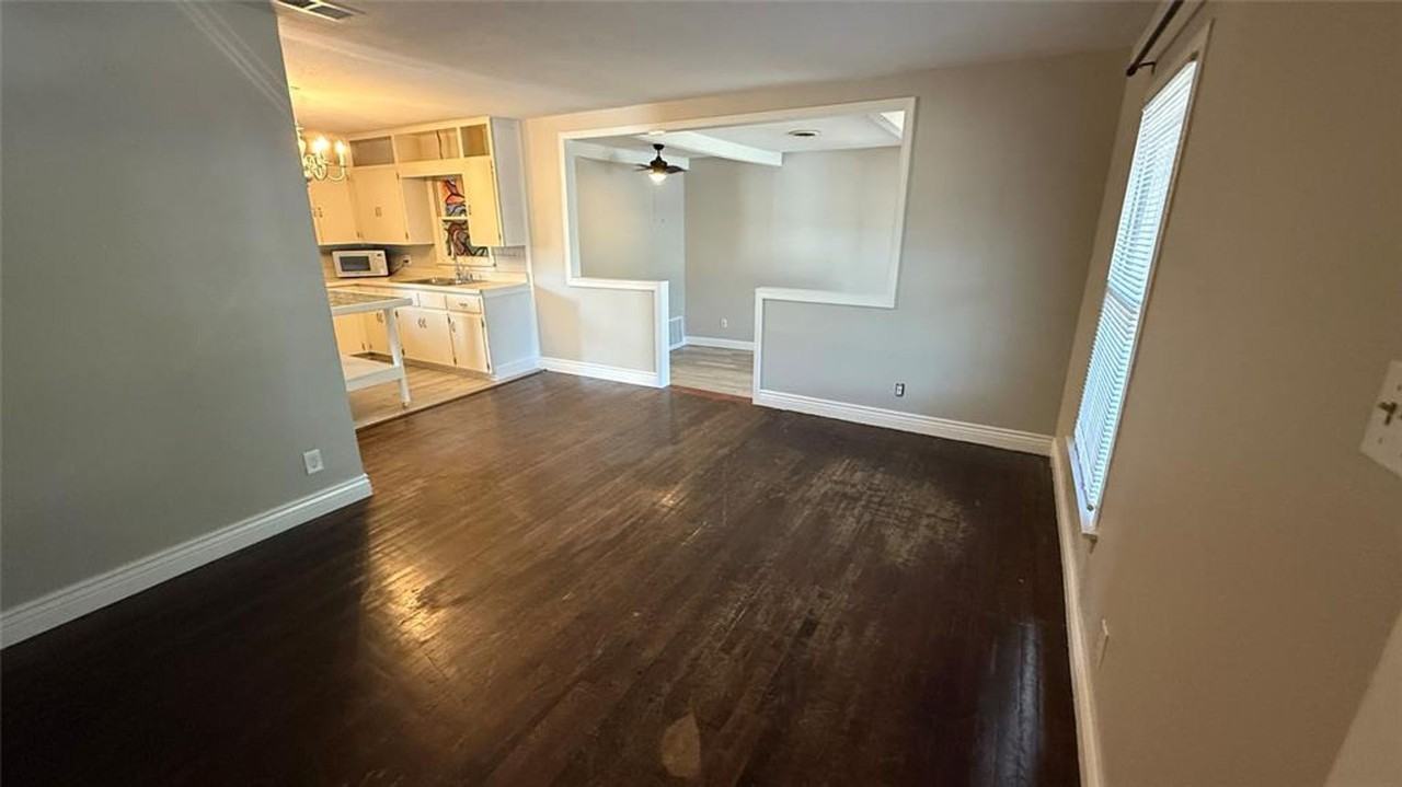 4412 S 2nd St - Photo 2 of 31