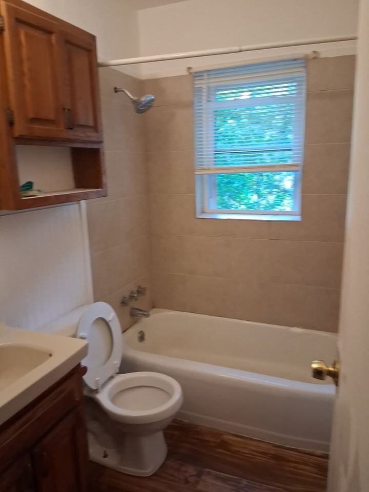 2637 Stillwater Rd E - Photo 7 of 8