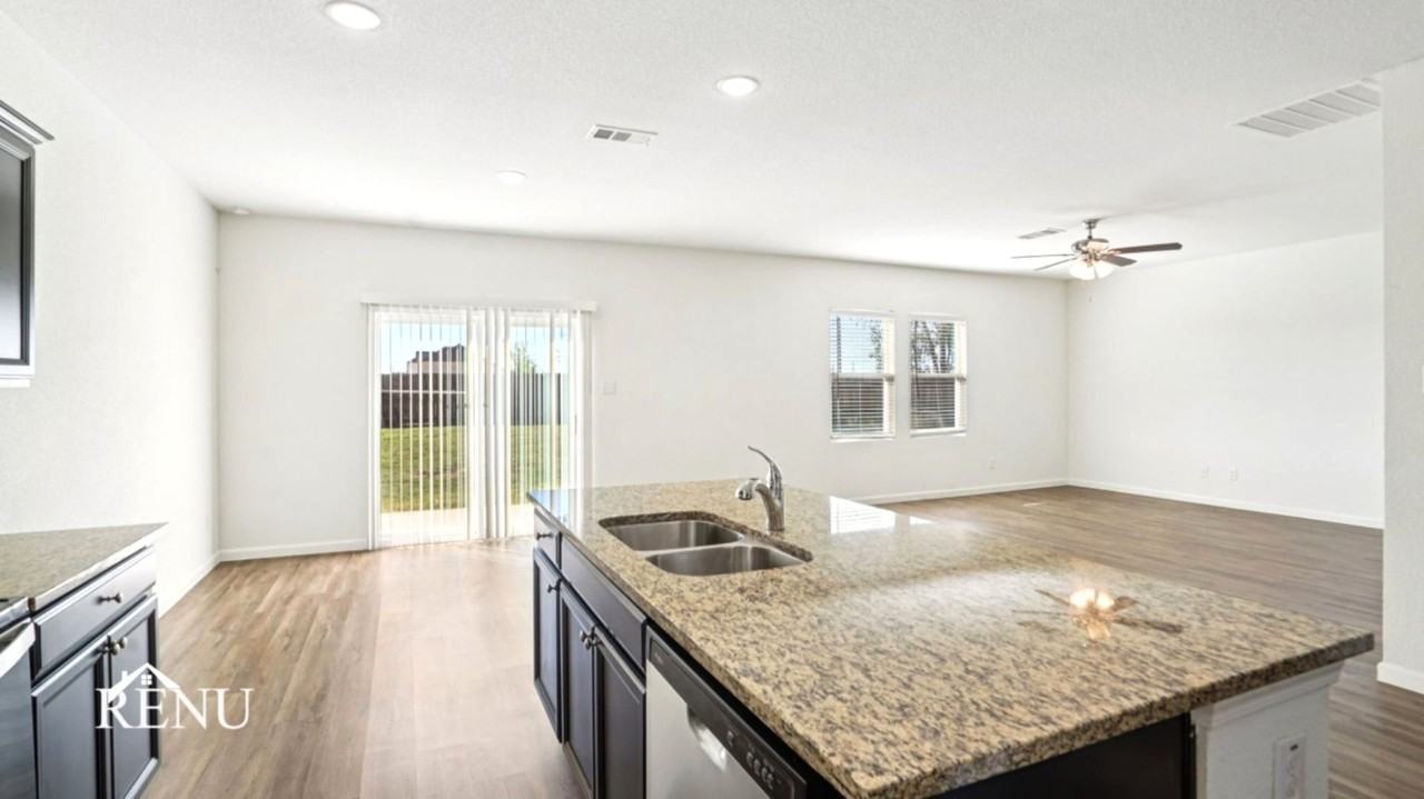 Crestridge Meadows - Photo 3 of 24