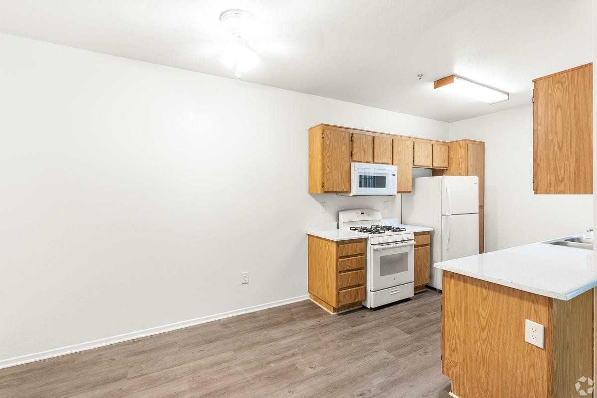 30000 Rancho California Rd