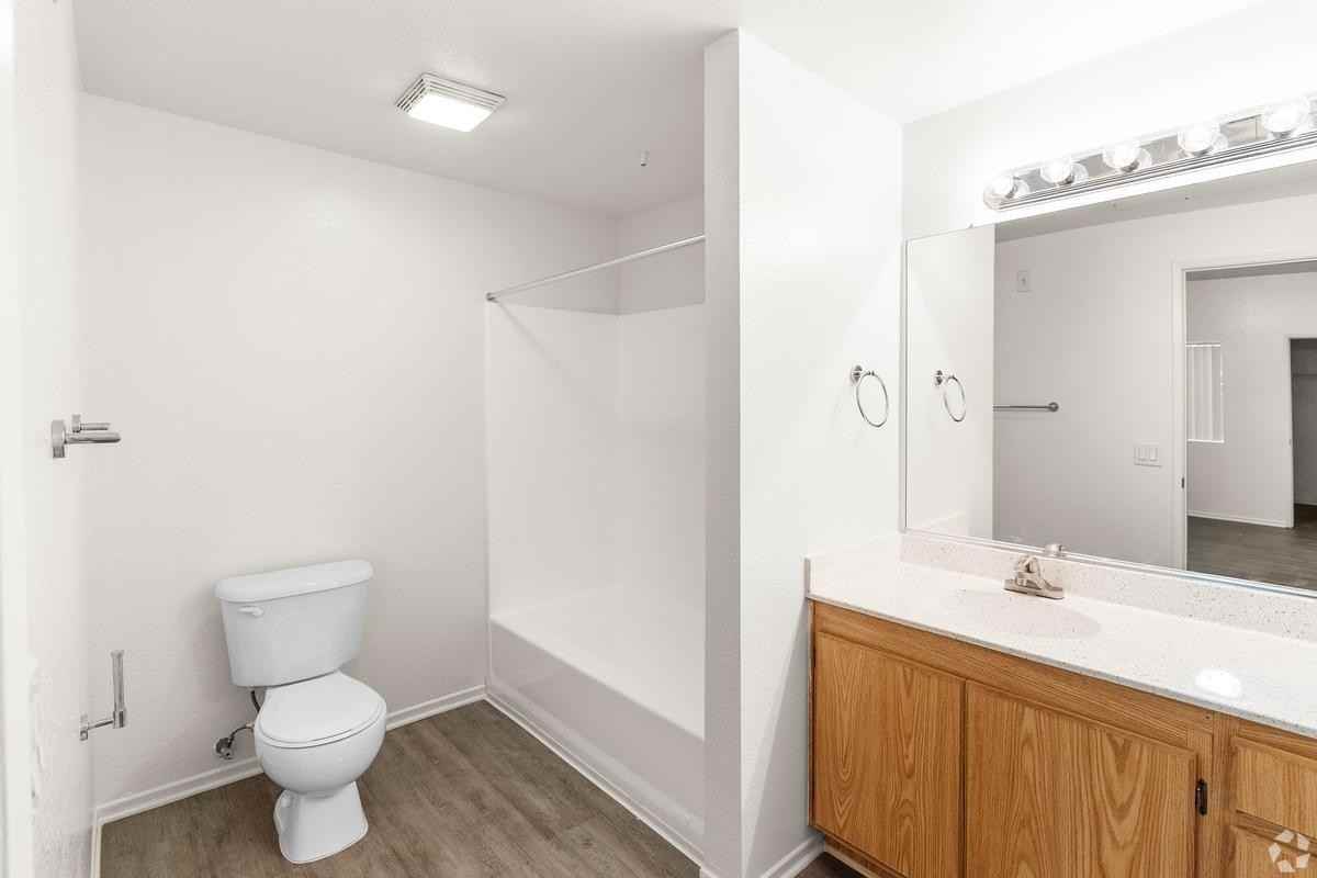 30000 Rancho California Rd