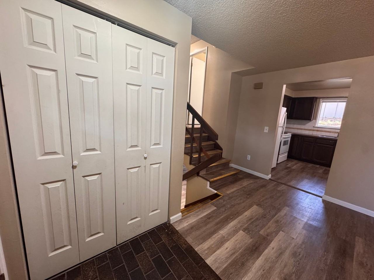 11813 South Player Drive - Photo 3 of 36