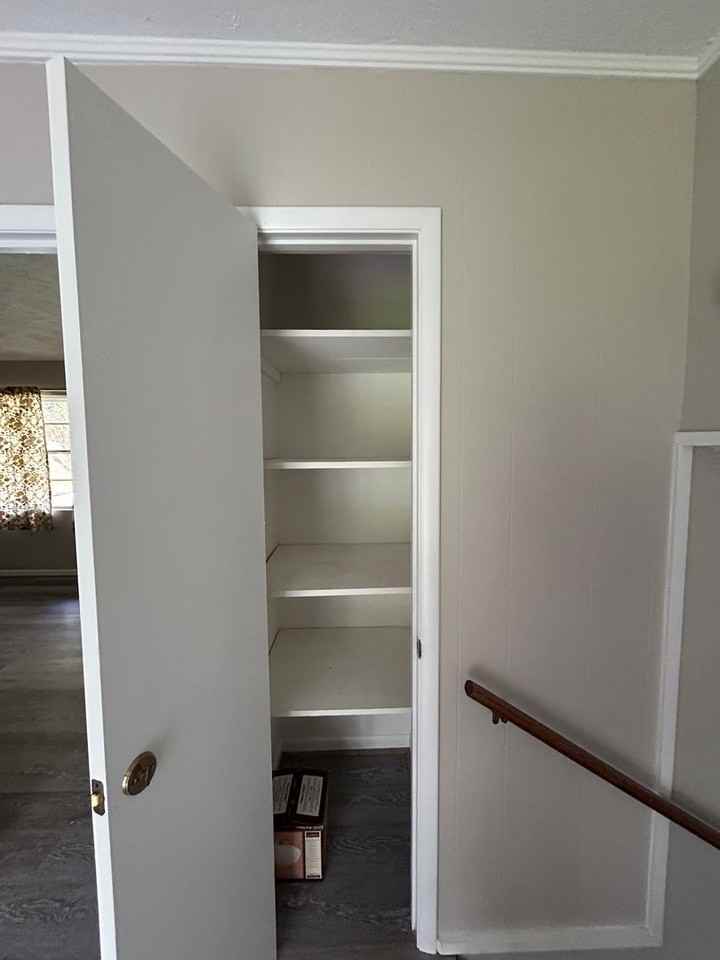 310 W 6th St - Photo 4 of 17