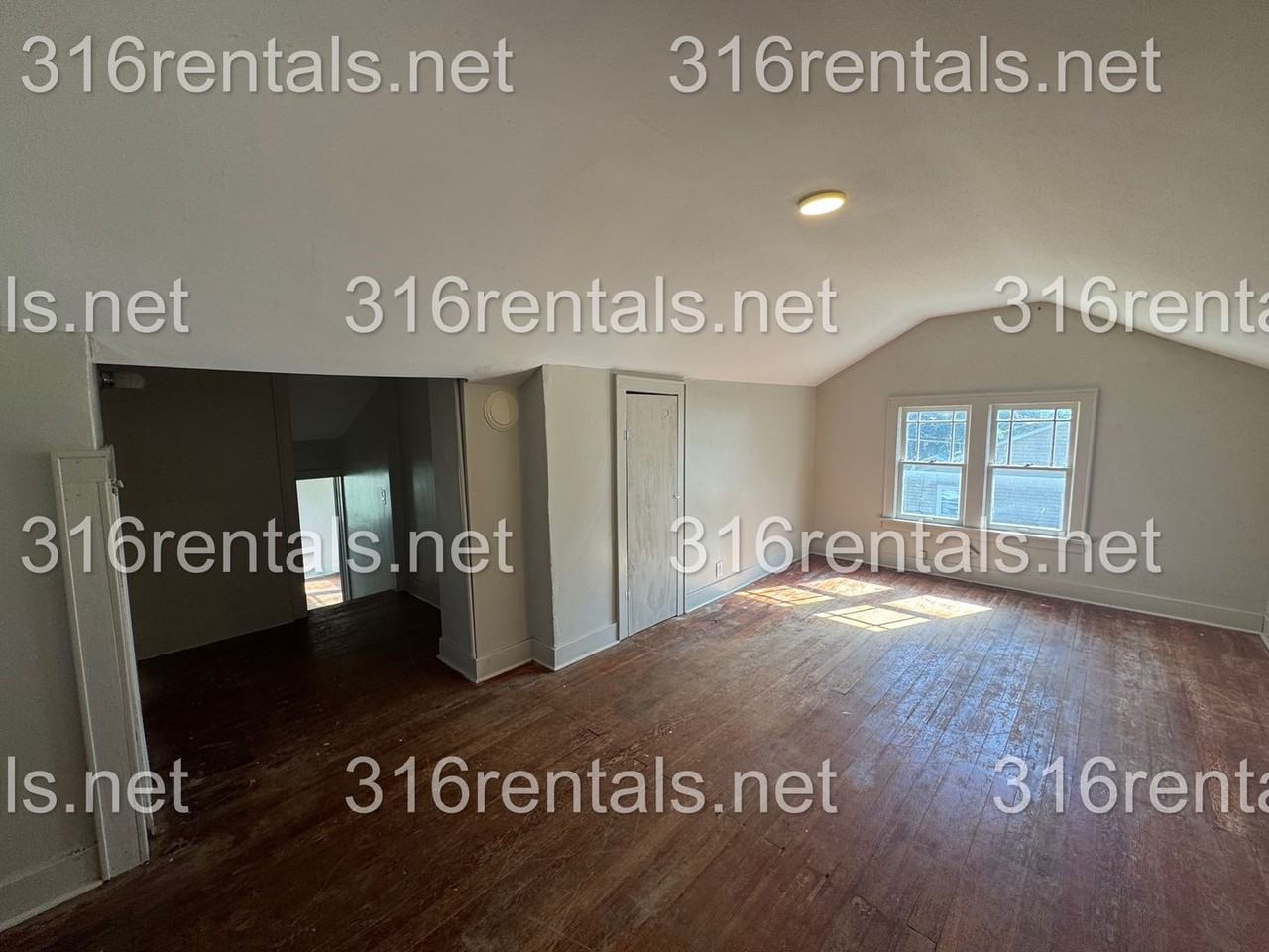 616 North Walnut Street - Photo 3 of 8