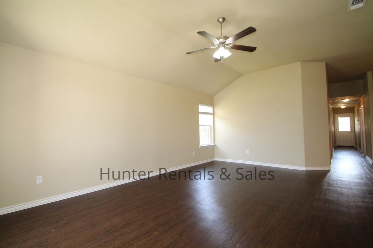 201 Study Hall Loop Apt A - Photo 6 of 23