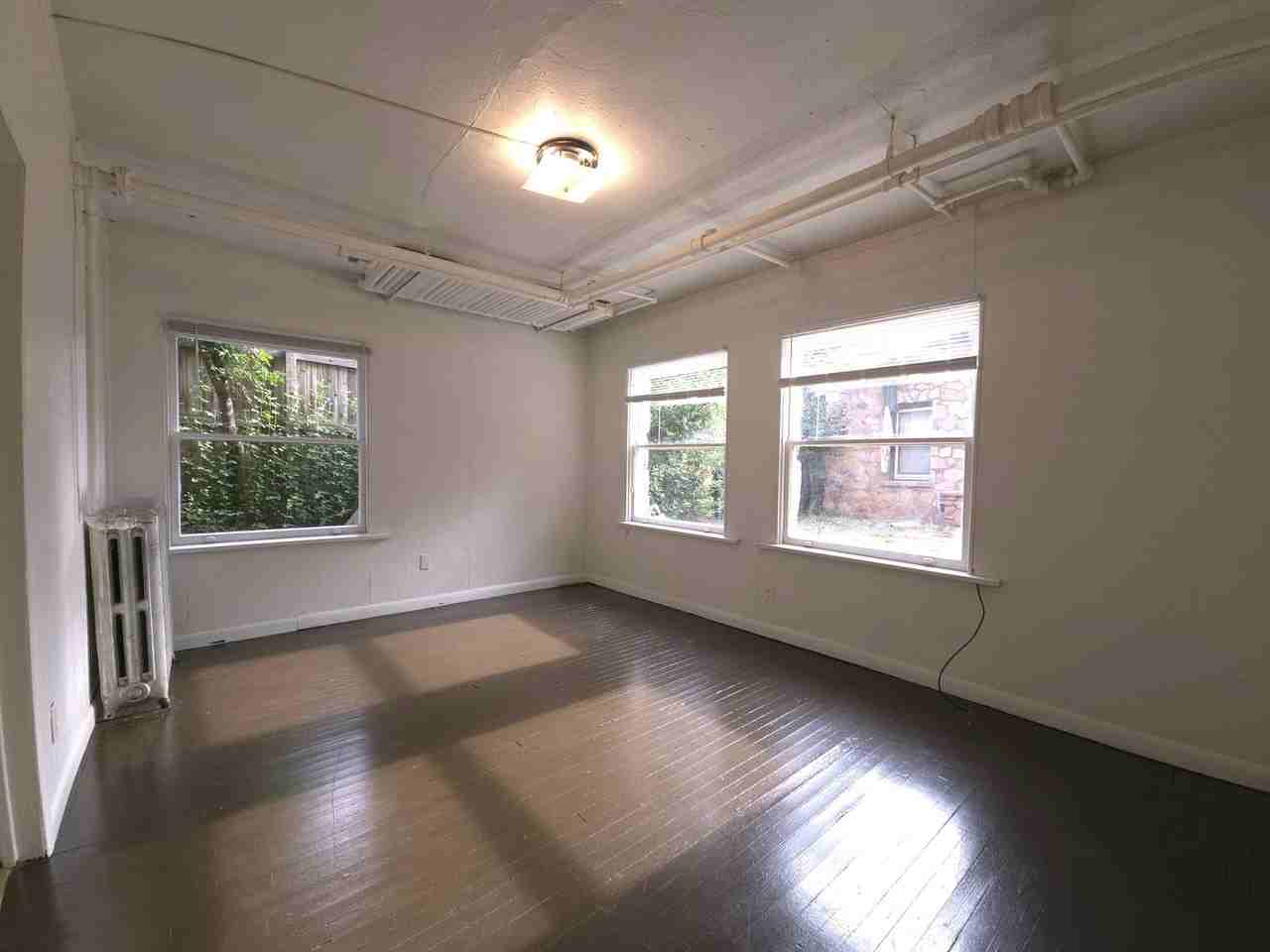 820 13th St #01 - Photo 3 of 15