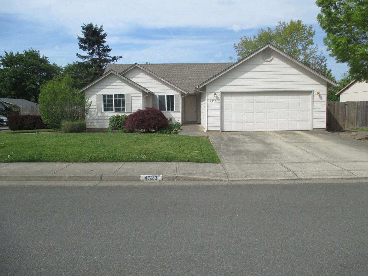 4523 Wildcherry Dr Se - Photo 2 of 21