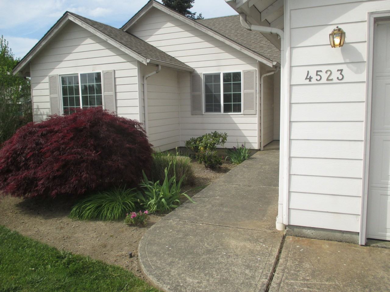 4523 Wildcherry Dr Se - Photo 3 of 21