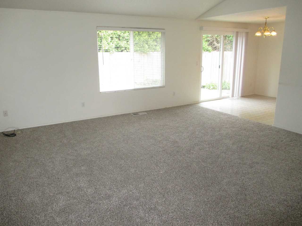 4523 Wildcherry Dr Se - Photo 4 of 21