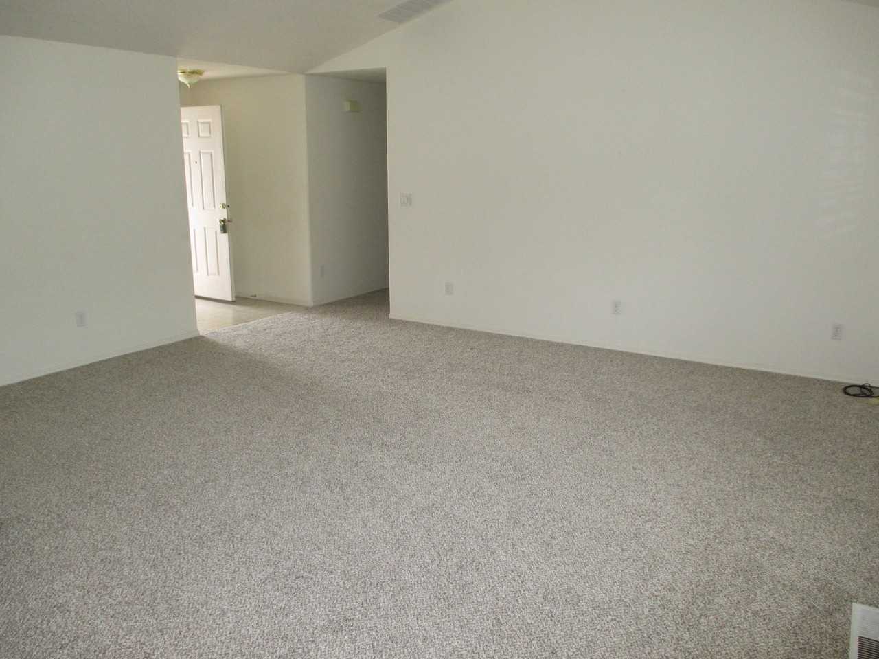 4523 Wildcherry Dr Se - Photo 5 of 21