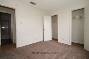 1100 Goodhue Dr - Photo 1 of 1