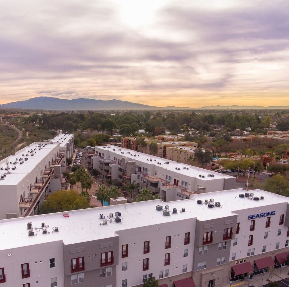 The Seasons Apartments Tucson - Photo 6 of 35
