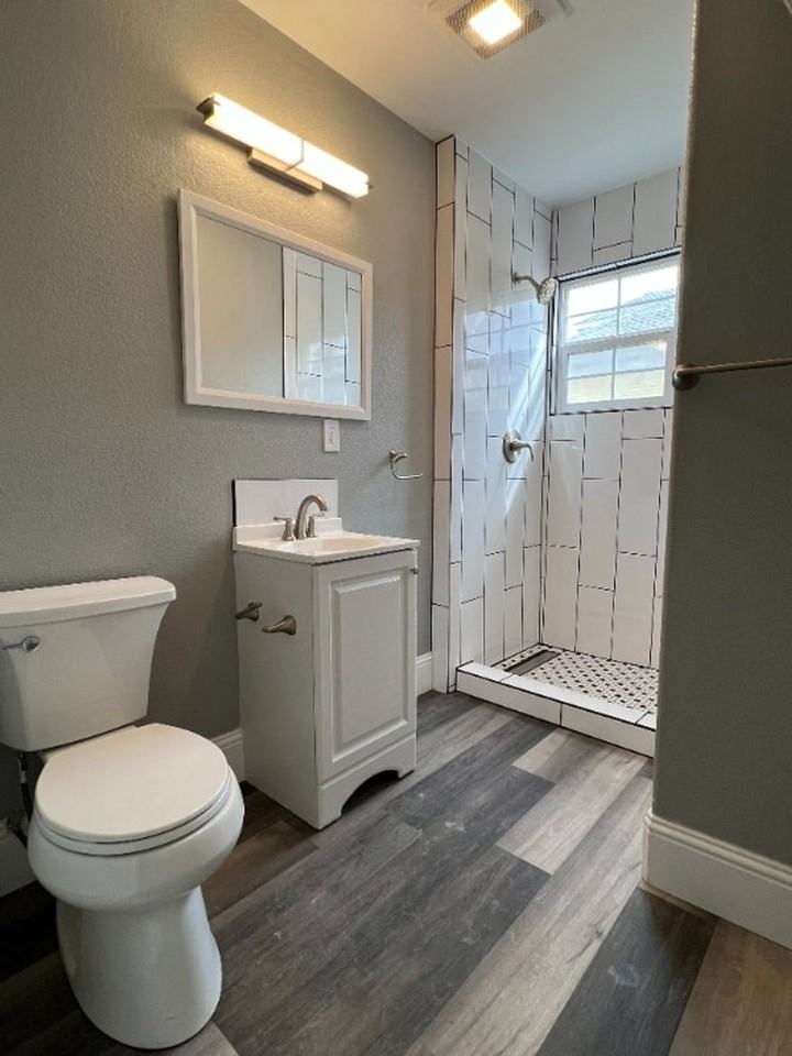 1615 10th Ave #16 - Photo 4 of 25