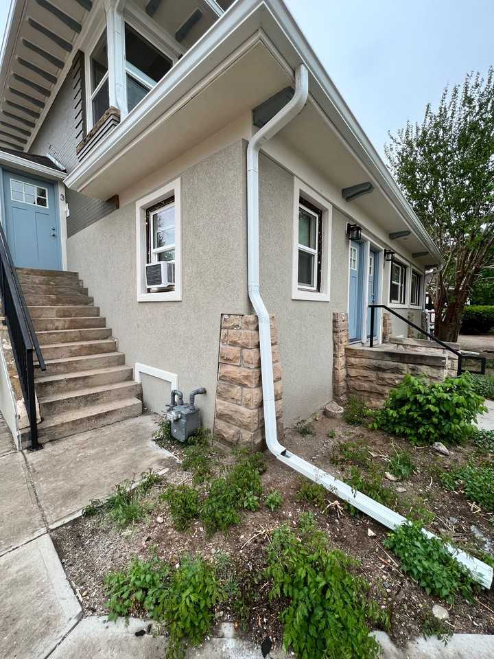 825 12th Street #09 - Photo 3 of 32