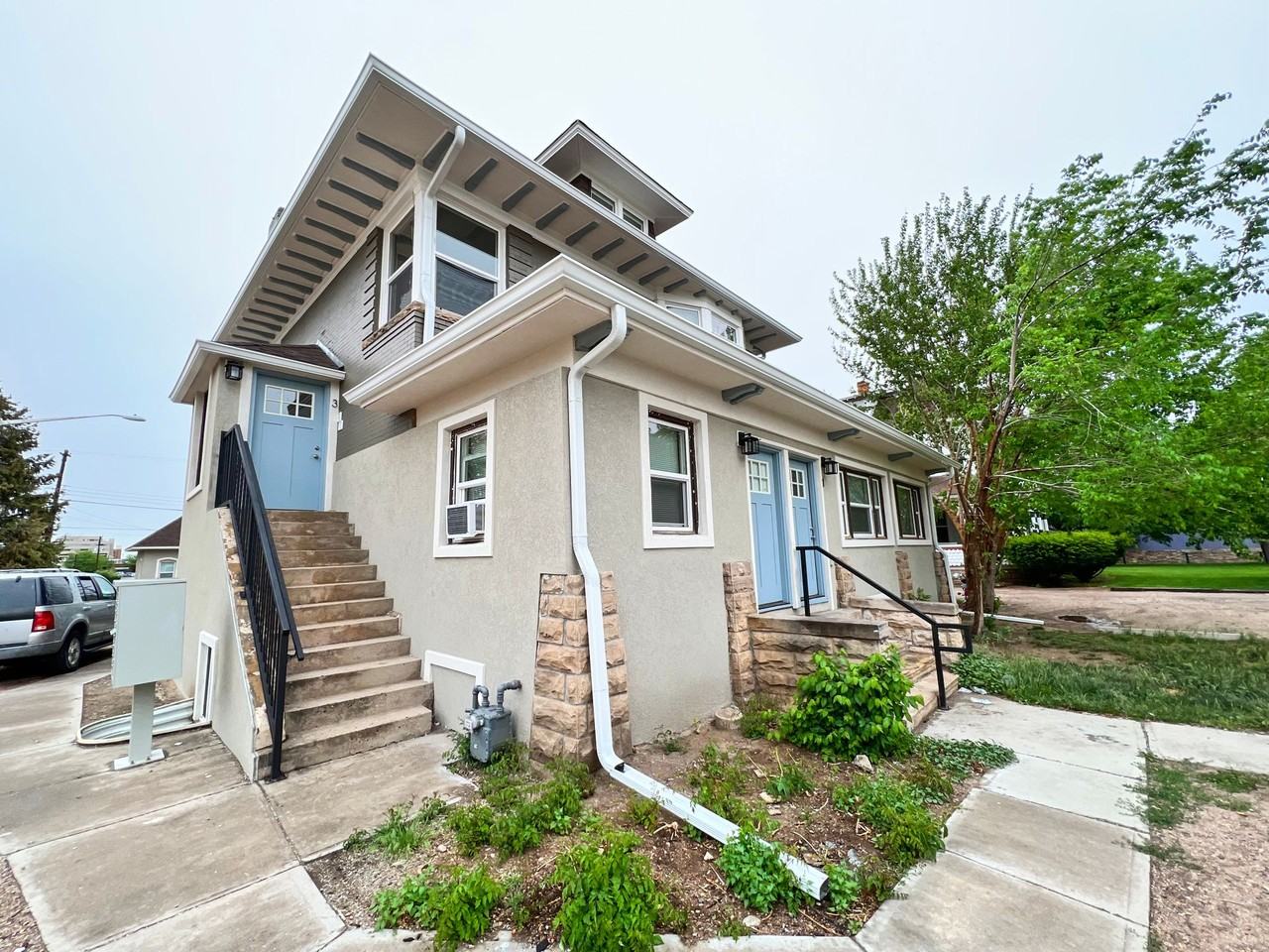 825 12th Street #09 - Photo 5 of 32