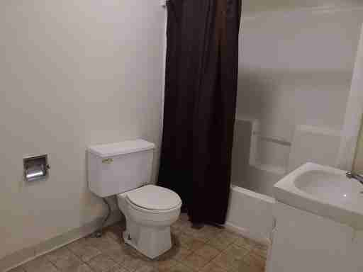 214 Blue Lakes Blvd #2 - Photo 7 of 11