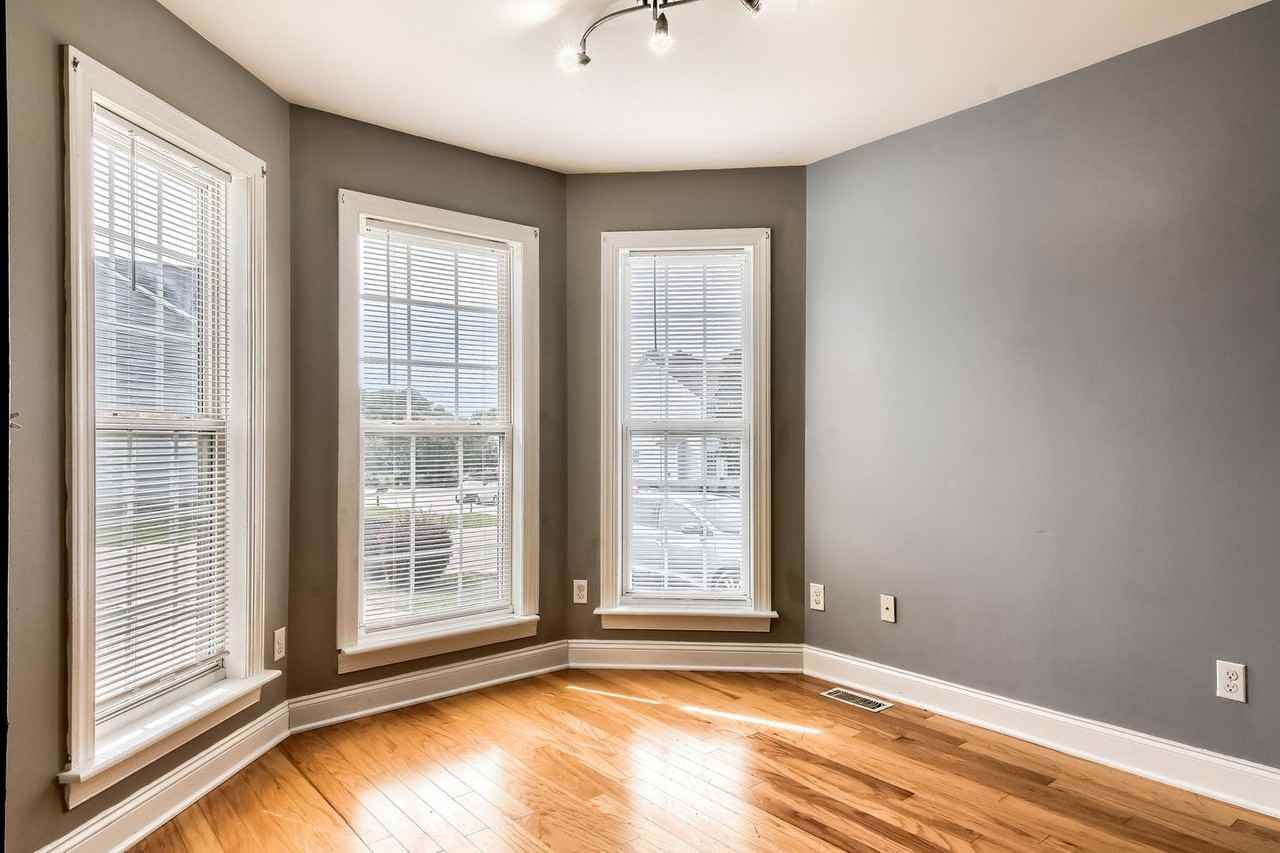 4900 Windsprint Way - Photo 6 of 25