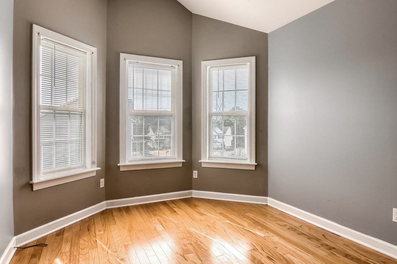 4900 Windsprint Way - Photo 2 of 25