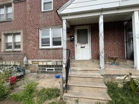 6734 Sylvester St - Photo 1 of 1