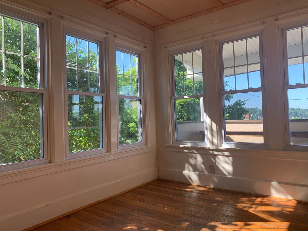 317 Fife St - Photo 2 of 13