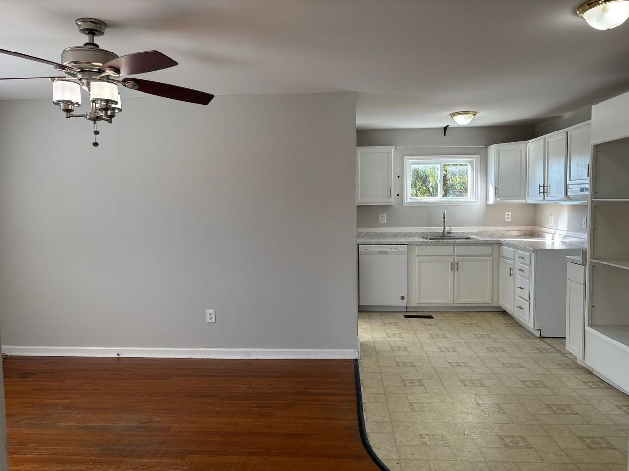 706 South Benbow Road - Photo 3 of 17