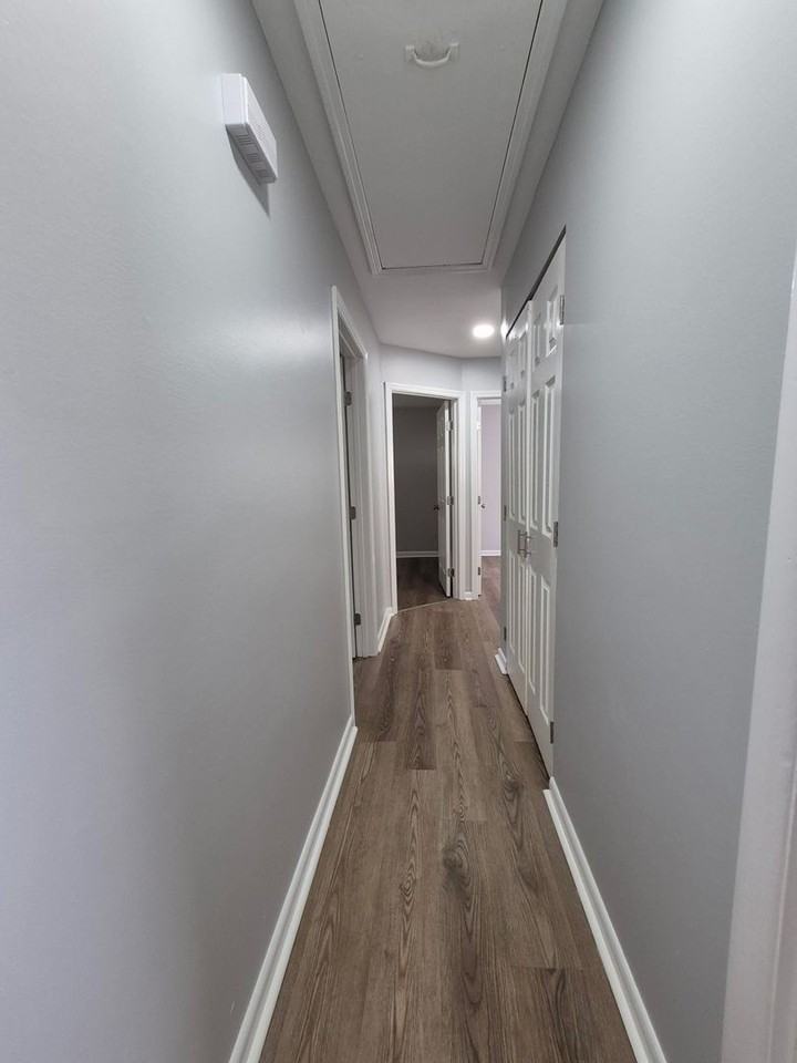 2222 Chester St - Photo 5 of 9