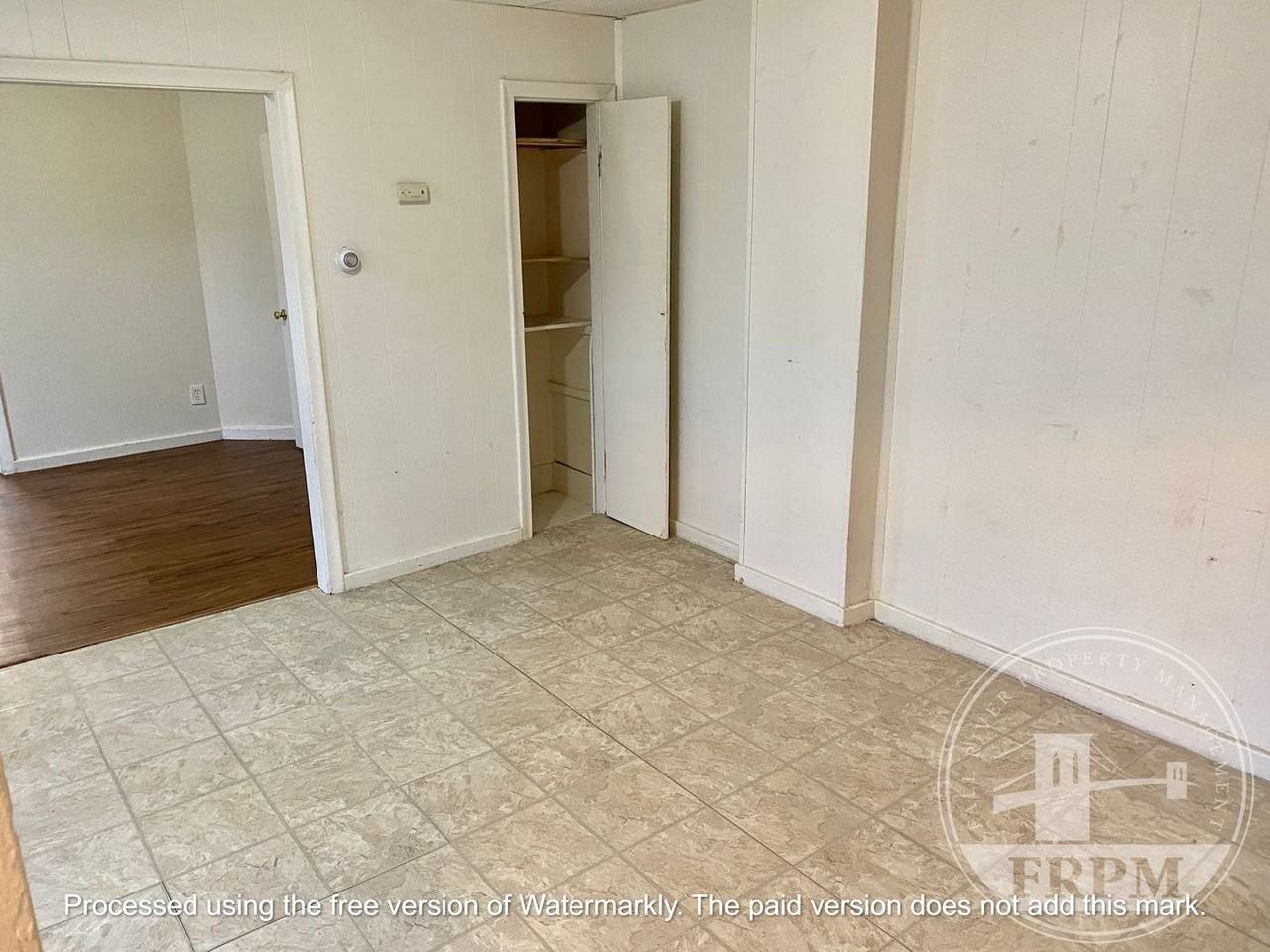 2201 Purchase St - Photo 5 of 19