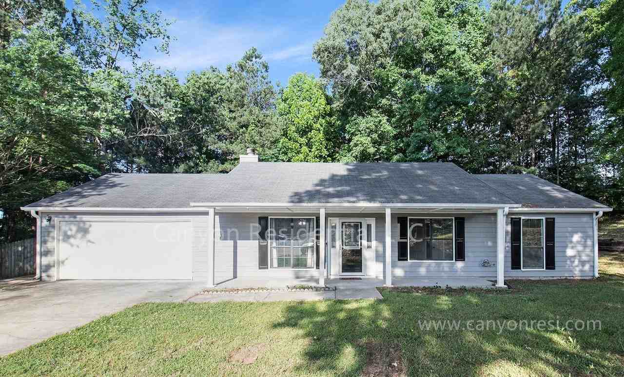 950 Sideline Court - Photo 2 of 14