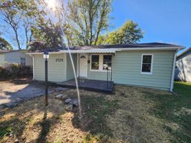 2126 W Lynn St - Photo 1 of 1