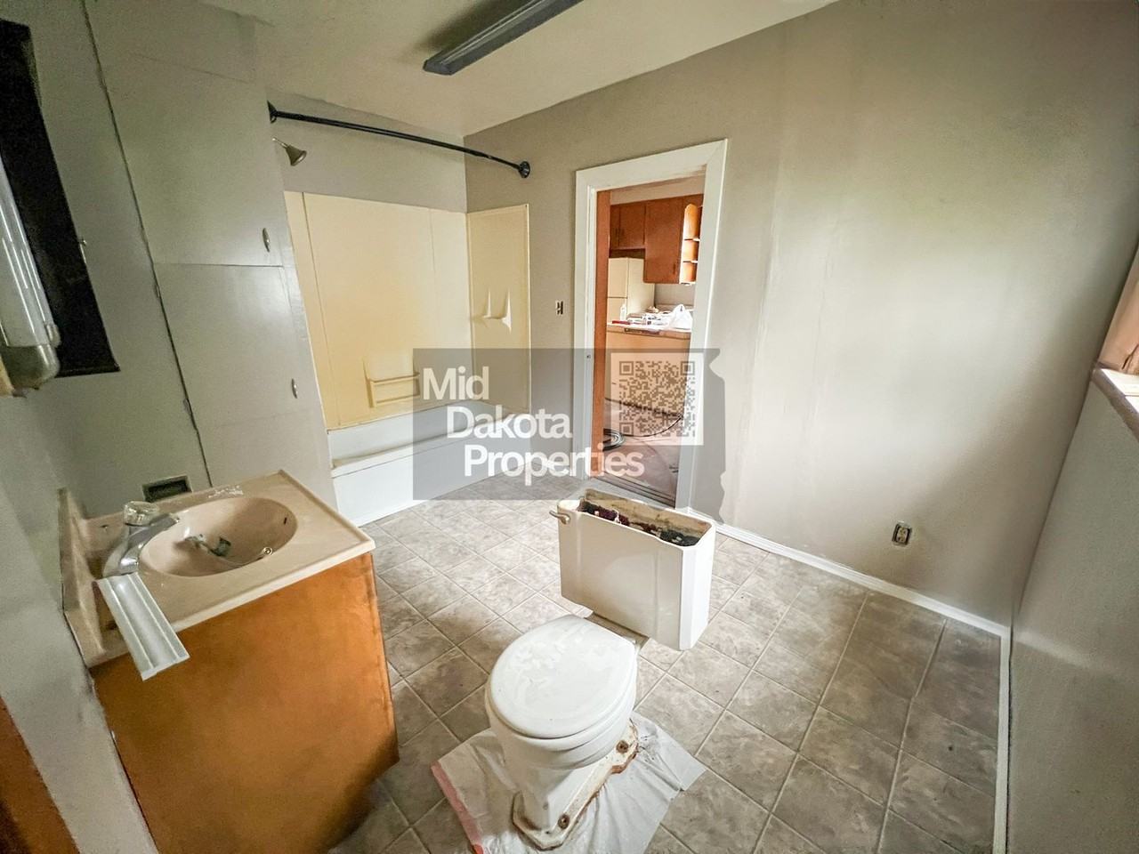 602 E Ash St - Photo 7 of 7