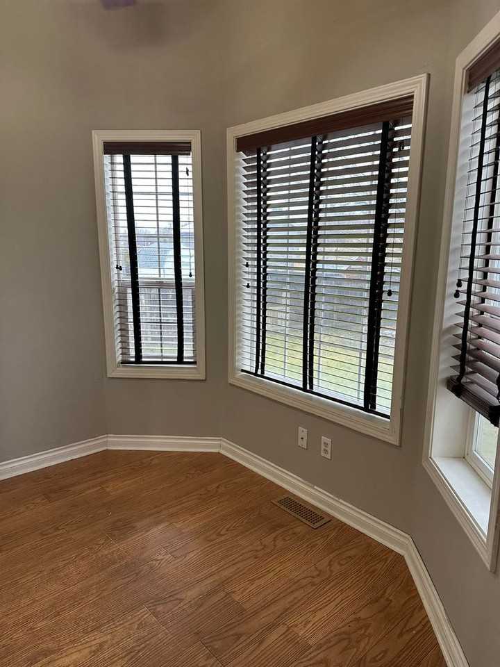 2073 California Ave - Photo 2 of 8