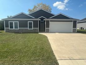 4325 Se Michigan Ave - Photo 1 of 1