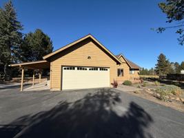 featured image of 64131 Tumalo Rim Dr