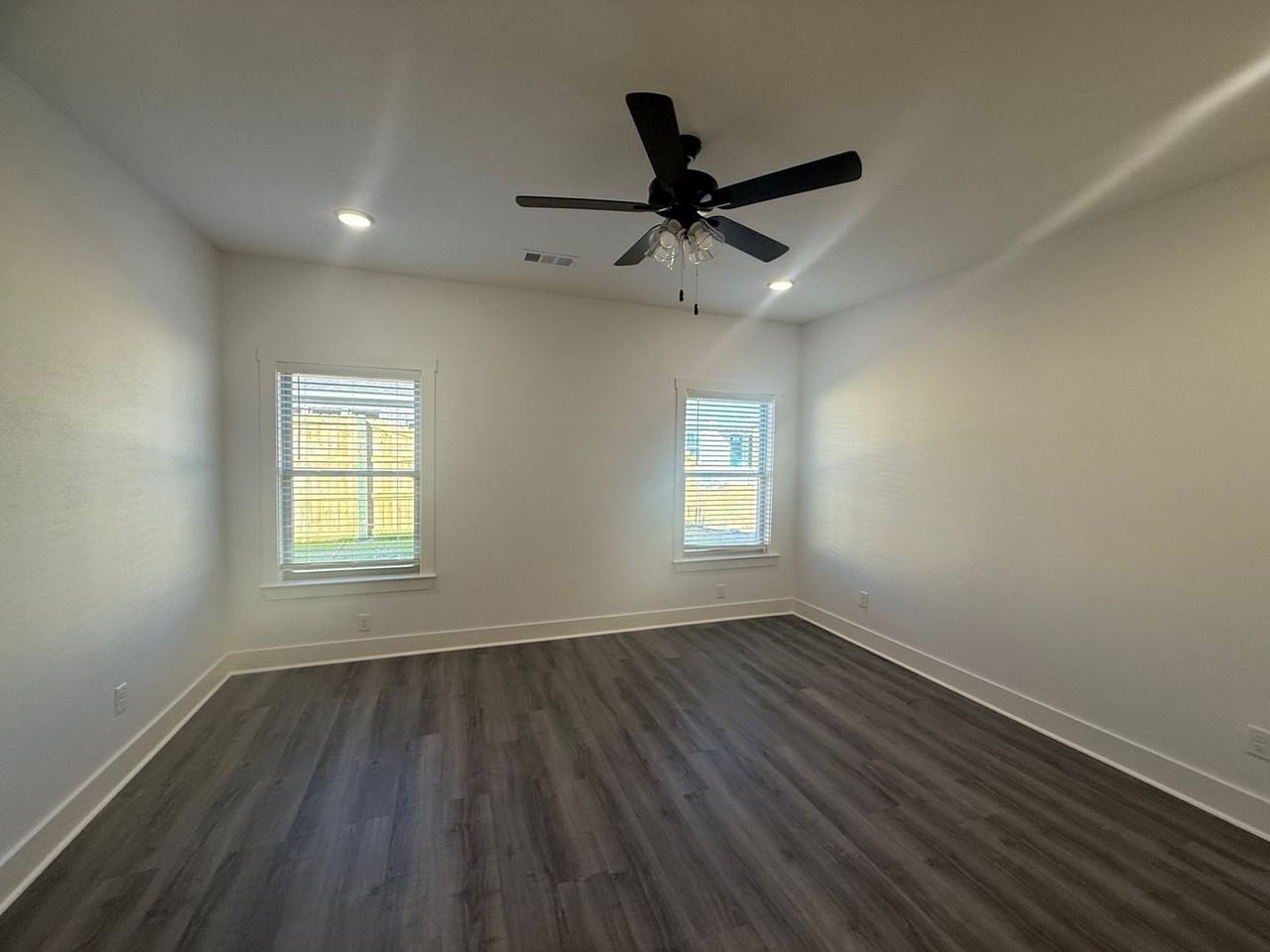 4005 Doler Cv - Photo 7 of 19