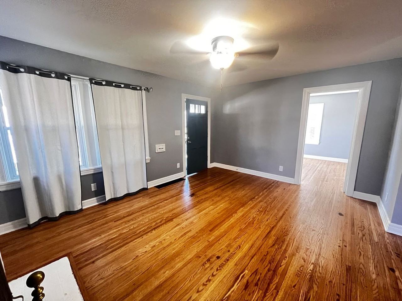 932 Hess Ln - Photo 3 of 24