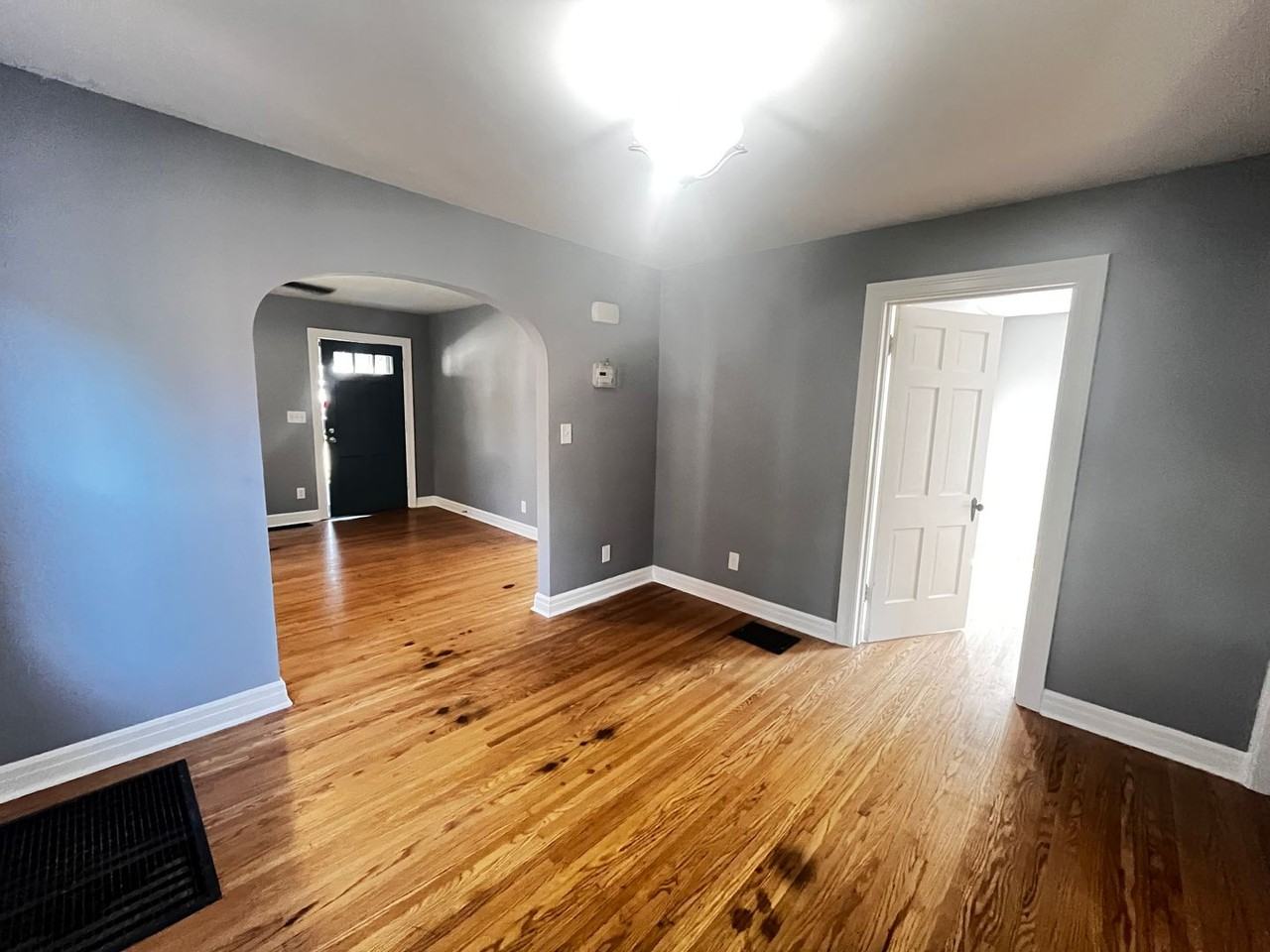 932 Hess Ln - Photo 5 of 24