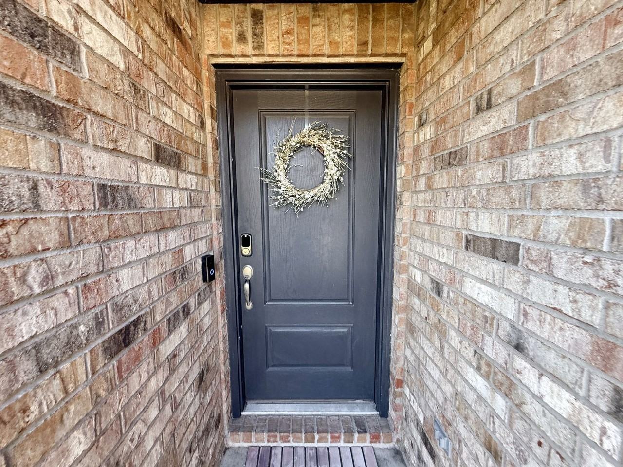 228 Teakwood Dr - Photo 3 of 23