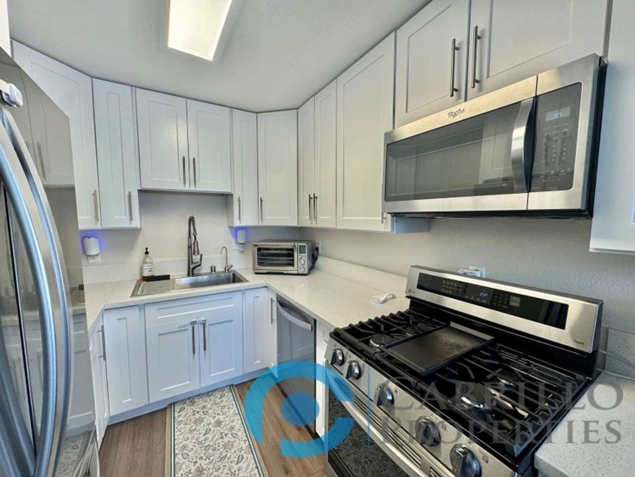 3715 Beta St - Photo 5 of 21