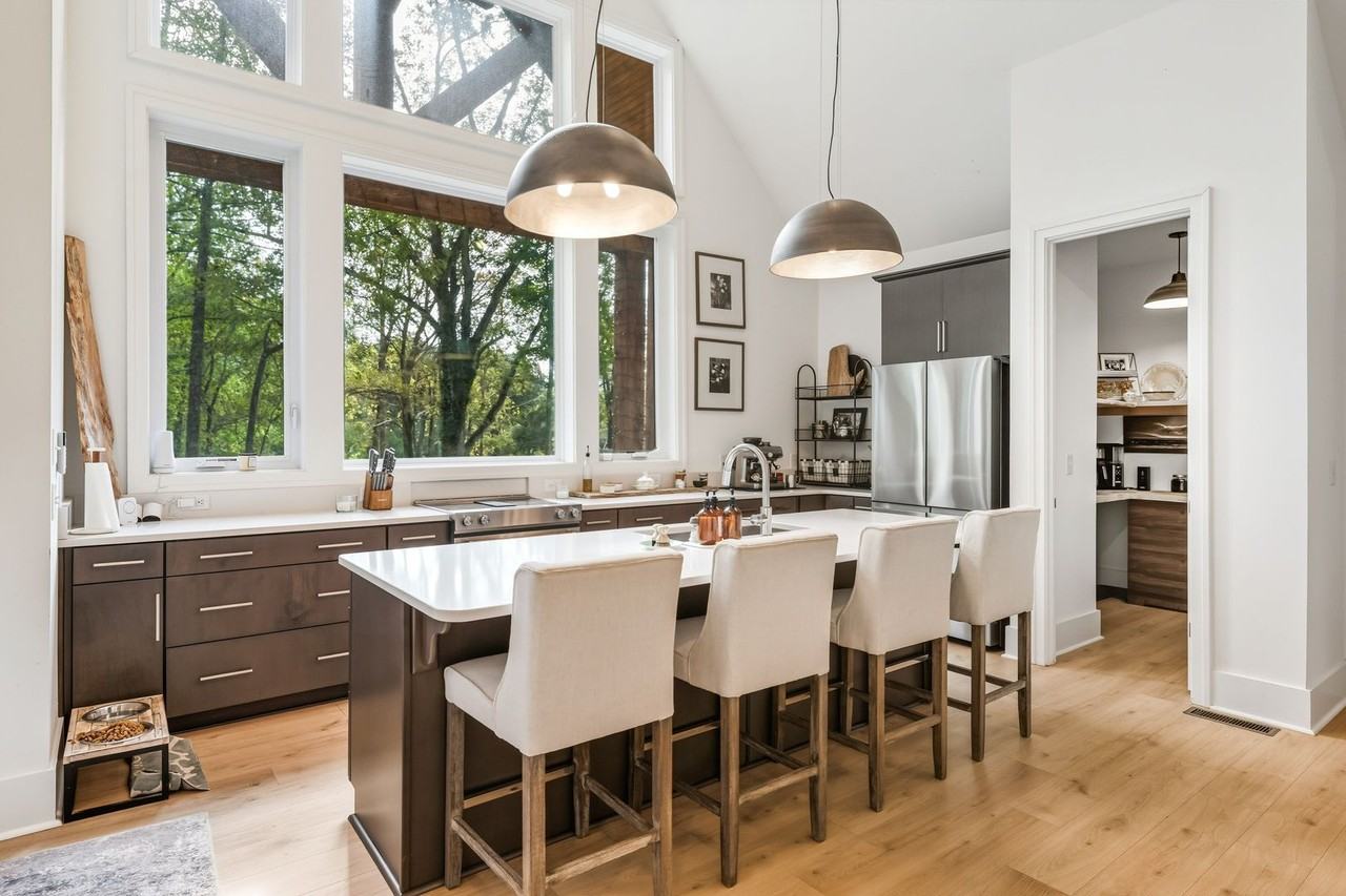 9464 Morrow Mill Rd - Photo 3 of 18