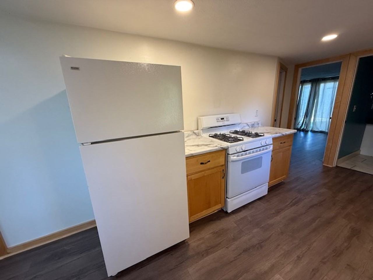 1214 W Rogers St - Photo 6 of 12