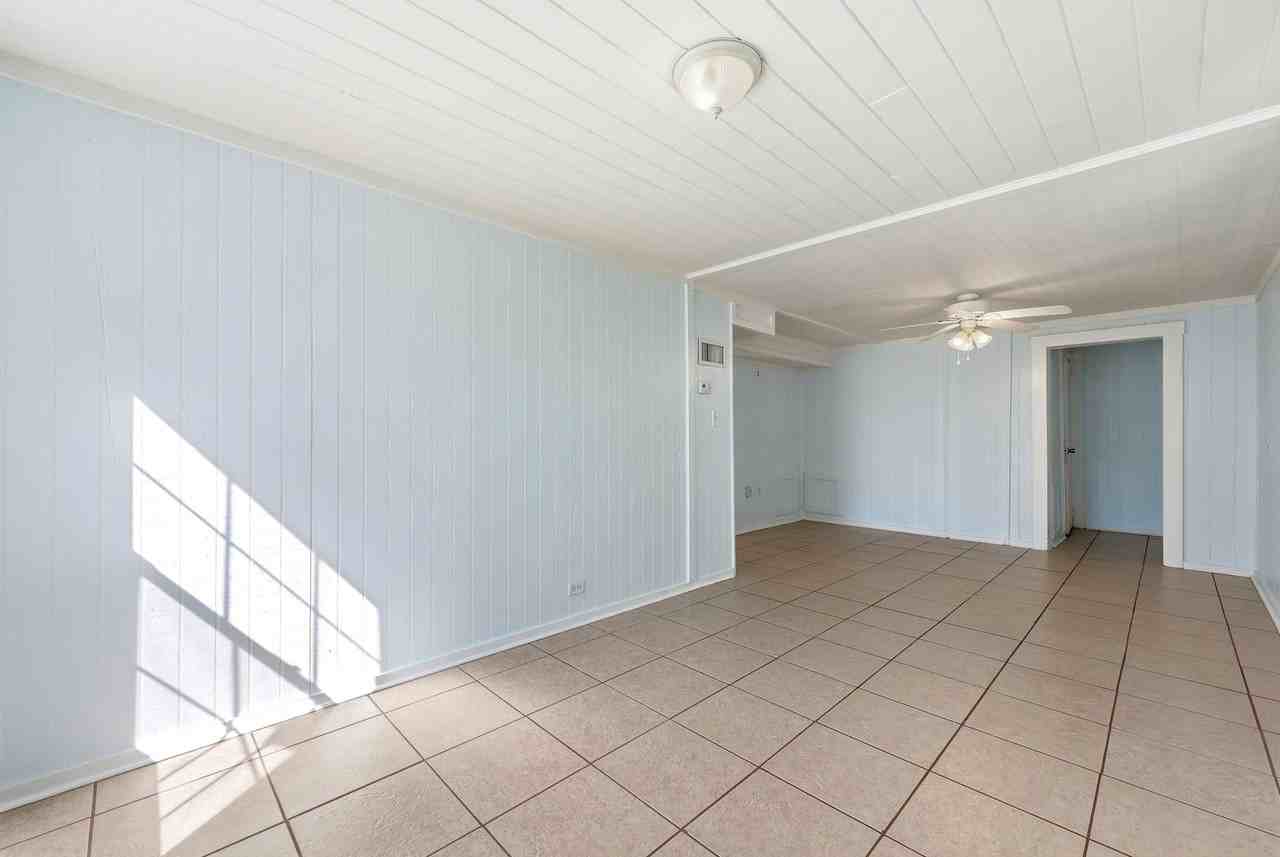 228 Oleander St - Photo 2 of 23