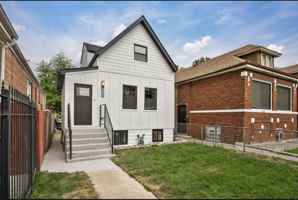 featured image of 8536 S Morgan St