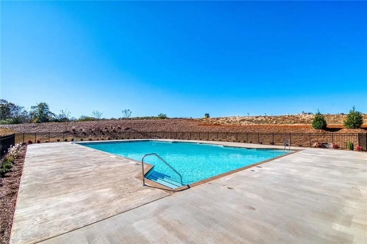 7077 Branch Creek Cv - Photo 5 of 16