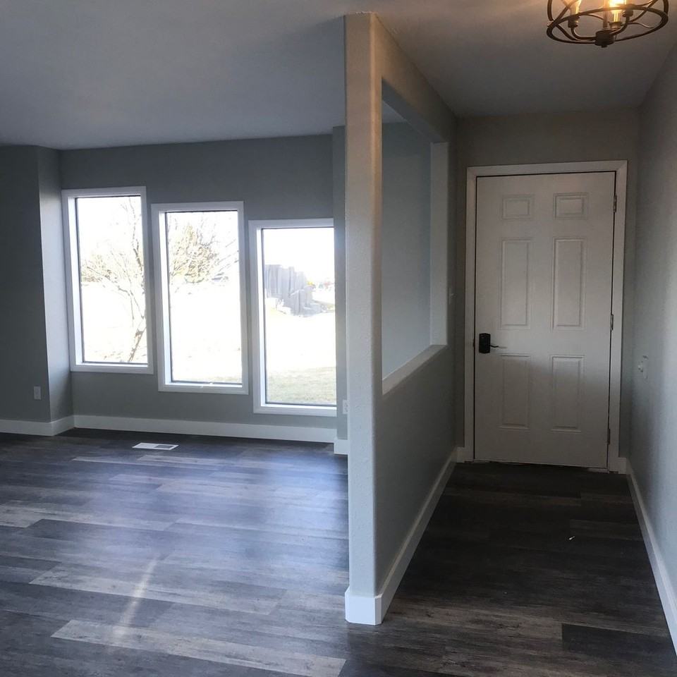 1869 Fairway Dr Ne - Photo 4 of 27