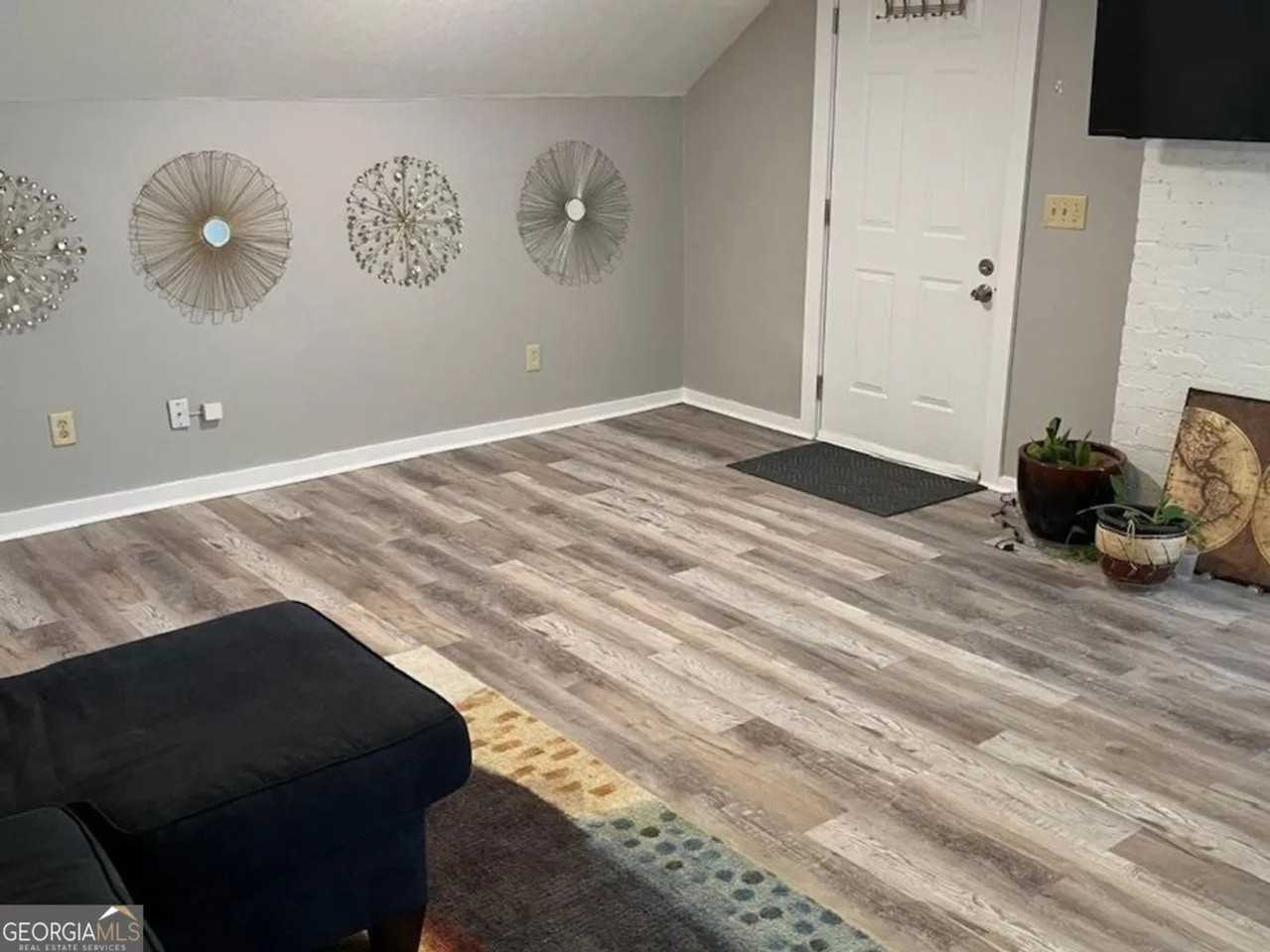 6787 Strickland St - Photo 7 of 17